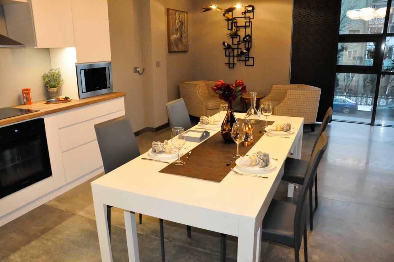 Rubio Residence - Accmonia Luxury Apartment 阿拉德 外观 照片